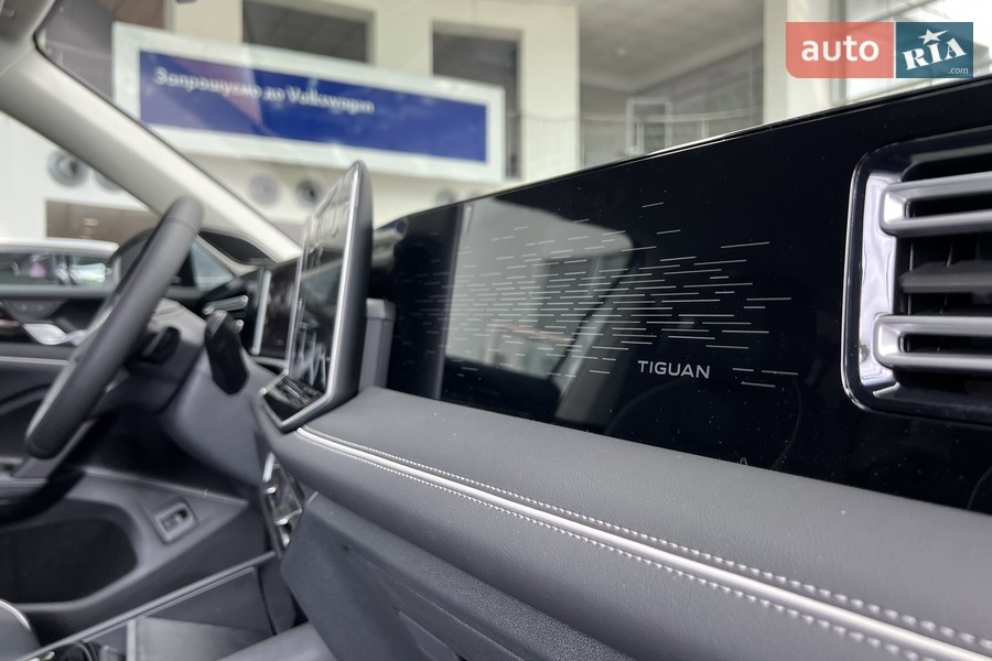 Volkswagen Tiguan - фото 15