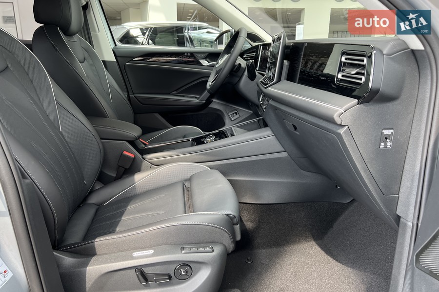 Volkswagen Tiguan - фото 25