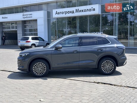 Volkswagen Tiguan 2025