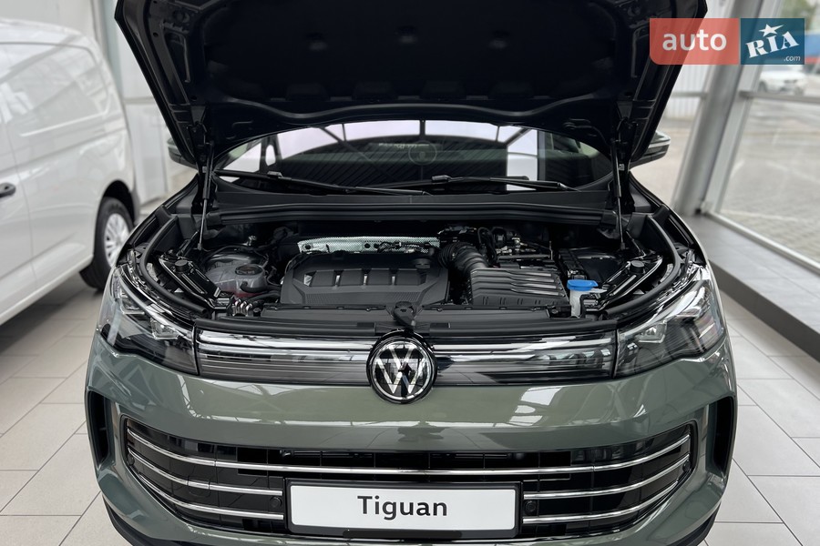 Volkswagen Tiguan - фото 6