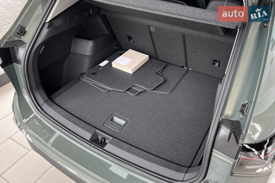 Volkswagen Tiguan - фото 14