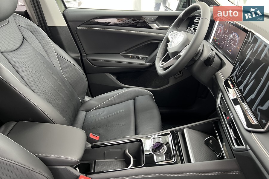 Volkswagen Tiguan - фото 17