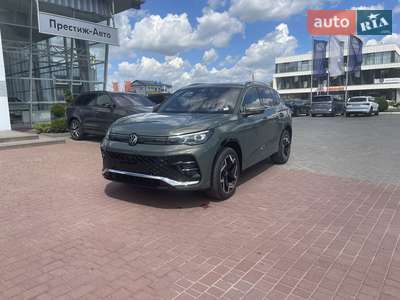 Volkswagen Tiguan 2025 R-Line+