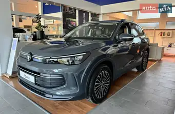 Volkswagen Tiguan Volkswagen Tiguan
