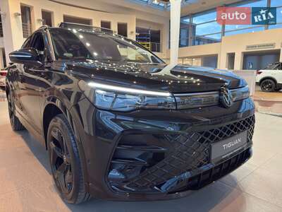 Volkswagen Tiguan 2025 R-Line+