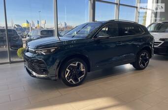 Volkswagen Tiguan 2025 R-Line+