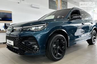 Volkswagen Tiguan 2025 R-Line+