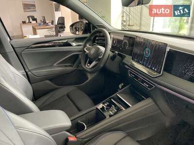 Volkswagen Tiguan 2025 R-Line+