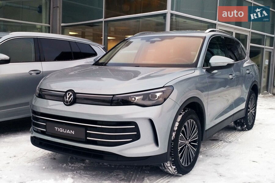 Volkswagen Tiguan - фото 1