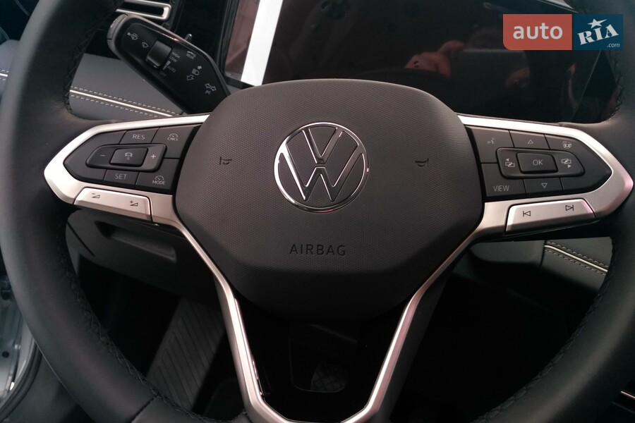 Volkswagen Tiguan - фото 17