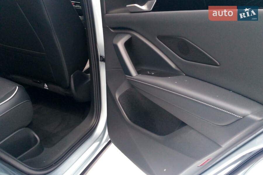 Volkswagen Tiguan - фото 25