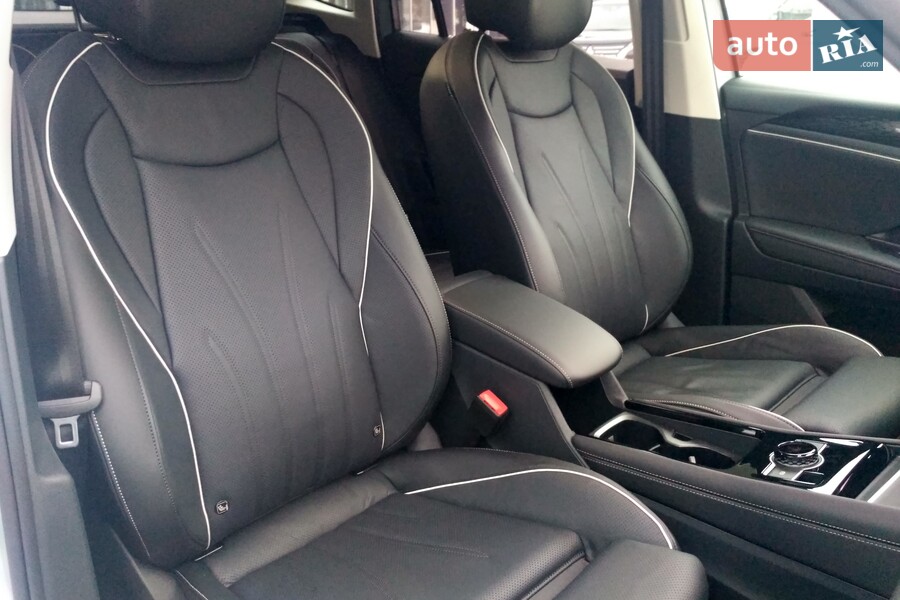 Volkswagen Tiguan - фото 22