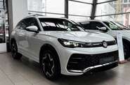 Volkswagen Tiguan - фото 4