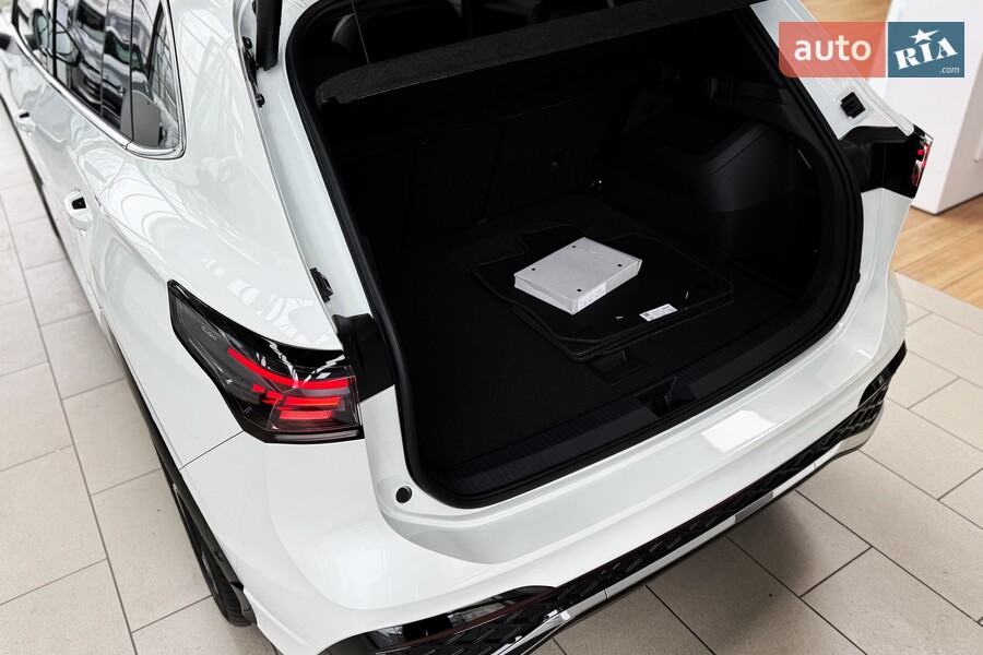 Volkswagen Tiguan - фото 14