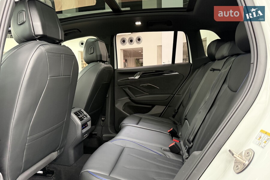 Volkswagen Tiguan - фото 20