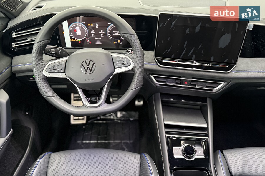 Volkswagen Tiguan - фото 24