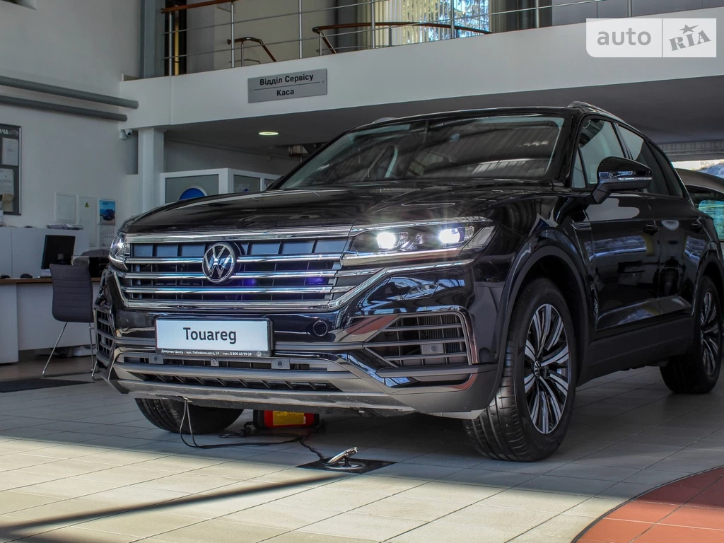 Volkswagen Touareg Base