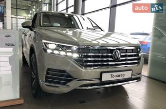 Volkswagen Touareg 3.0 TDI AT (286 л.с.) AWD 2021 Volkswagen Touareg 3.0 TDI AT (286 л.с.) AWD 2021