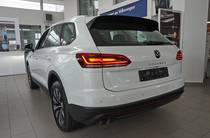 Volkswagen Touareg Base