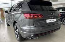 Volkswagen Touareg R-Line Platinum