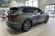 Volkswagen Touareg R-Line Platinum
