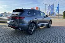 Volkswagen Touareg R-Line Platinum