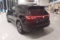 Volkswagen Touareg R-Line Platinum+