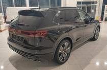 Volkswagen Touareg R-Line Platinum+