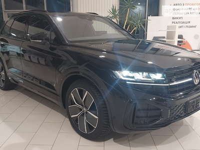 Volkswagen Touareg 2024 R-Line Platinum+