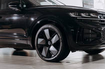 Volkswagen Touareg R-Line Platinum