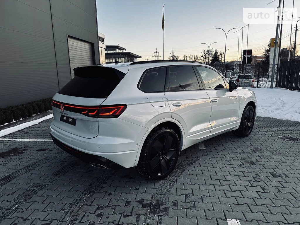 Volkswagen Touareg R-Line Platinum+