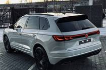 Volkswagen Touareg R-Line Platinum+