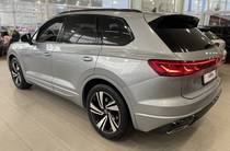 Volkswagen Touareg R-Line Platinum