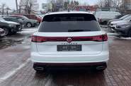 Volkswagen Touareg R-Line Platinum