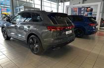 Volkswagen Touareg R-Line Platinum