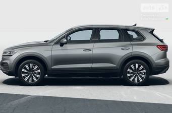 Volkswagen Touareg 2024 Silver