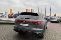 Volkswagen Touareg R-Line Platinum+