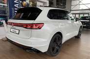 Volkswagen Touareg R-Line Platinum+