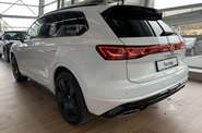 Volkswagen Touareg R-Line Platinum+