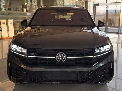 Volkswagen Touareg 2024 R-Line Platinum+