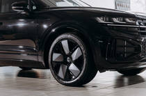 Volkswagen Touareg R-Line Platinum