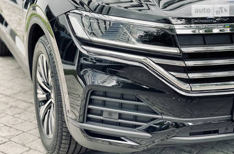 Volkswagen Touareg 2024 Silver