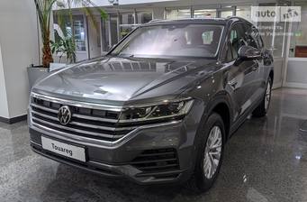 Volkswagen Touareg 2024 Silver