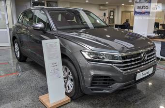 Volkswagen Touareg 2024 Silver