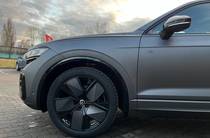 Volkswagen Touareg R-Line Platinum+