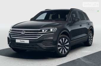 Volkswagen Touareg 2024 Silver