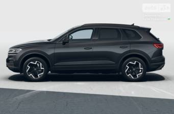 Volkswagen Touareg 2024 Silver