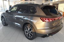 Volkswagen Touareg R-Line Platinum