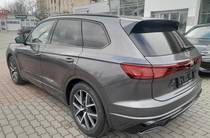 Volkswagen Touareg R-Line Platinum