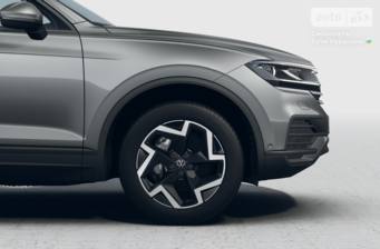 Volkswagen Touareg 2024 Silver